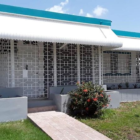 Vila Casa Del Sol-Unit A Bayamon Exteriér fotografie