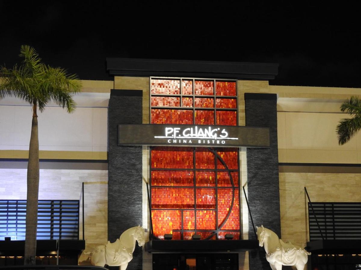 Vila Casa Del Sol-Unit A Bayamon Exteriér fotografie